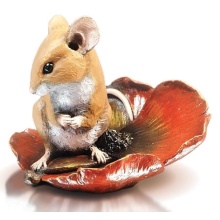 mouse-on-poppy-bronze-figurine-michael-simpson